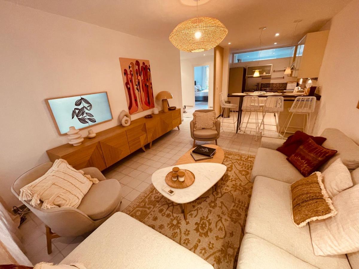 Apartment Renting - Paganini - Spacious - 2 Bedrooms - King Bed - Bathtub - Heart Of Nizza